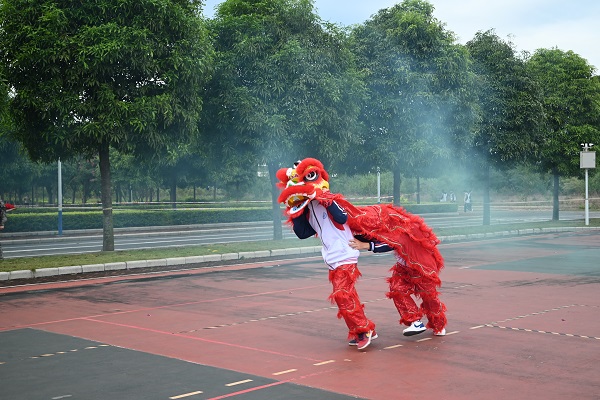 舞狮.jpg