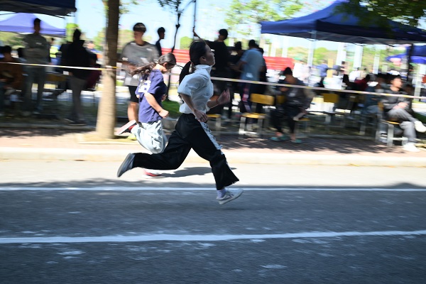 女子400米.jpg