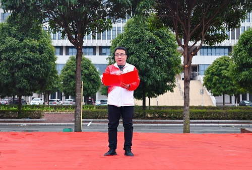 一、开学典礼（二）领导致辞.jpg