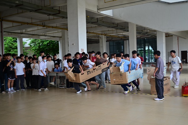 仲夏萦香  欢粽时光—南宁市中南理工职业技术学校开展端午节趣味游园活动