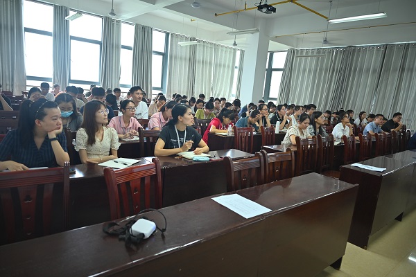 培训赋能提素养，教育逐梦新启程-我校2023年秋季学期开学教师系列培训